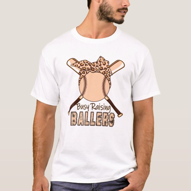 Camiseta Leopard Busy Raising Ballers Funny Mom Baseball Mo (Anverso)