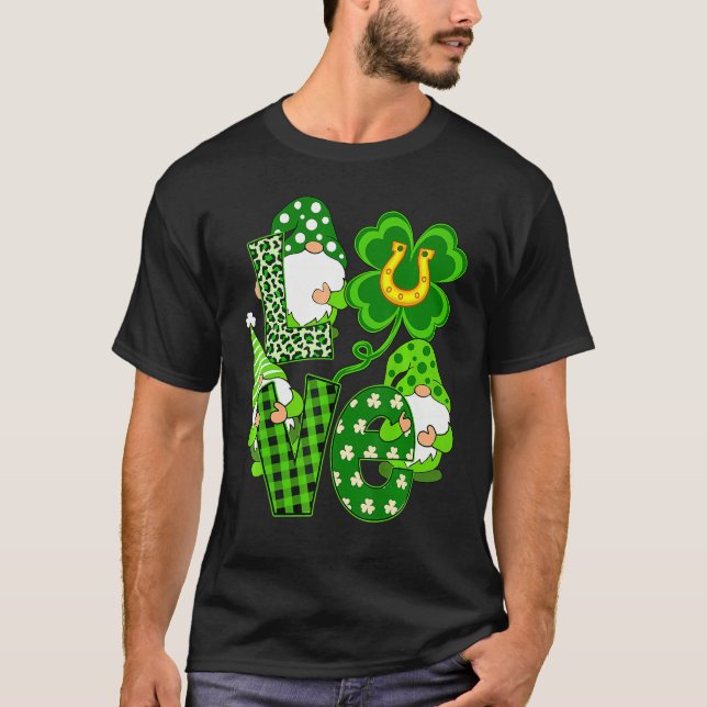 Camiseta Leopard Love Three Gnomes Lucky Shamrock St. Patri (Anverso)