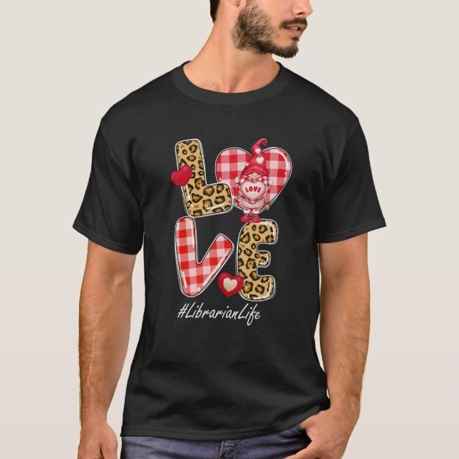 Camiseta Leopard Plaid Heart LOVE Librarian Life Gnome Vale (Anverso)