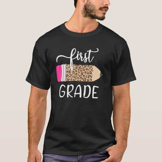 Camiseta Leopard Print Hello Primer Grado Primer Día De La  (Anverso)