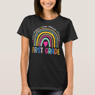 Camiseta Leopard Rainbow First Grae Teacher de vuelta a la