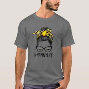 Camiseta Leopard Softball Nanny Life Messy Bun Game Day Mot