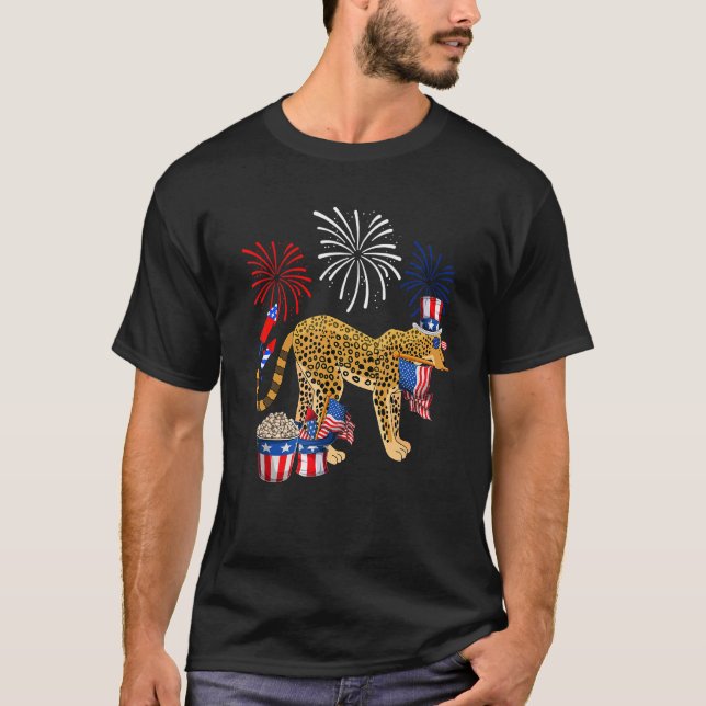 Camiseta Leopard sosteniendo la bandera estadounidense gafa (Anverso)
