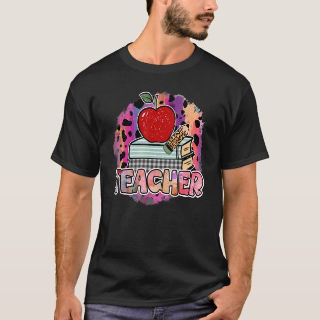 Camiseta Leopard Teacher Back To School Apple Appreciation  (Anverso)