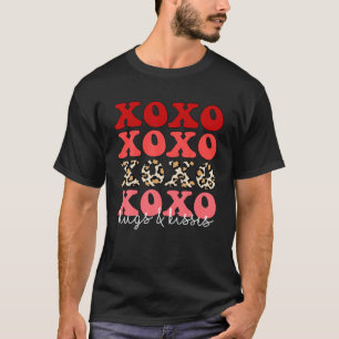 Camiseta Leopard XOXO Abraza Y Besa Vibes El día de San Val