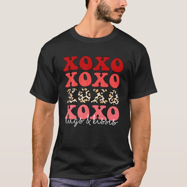 Camiseta Leopard XOXO Hugs And Kisses Valentine's Day Vibes (Anverso)