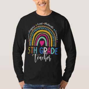 Camiseta Leopardo Arcoiris Maestra de 5º Grado vuelve a la