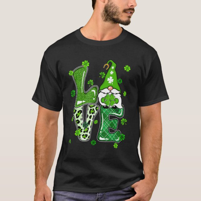 Camiseta Leopardo Purpurina Plaid LOVE Gnome St Pattys Day  (Anverso)