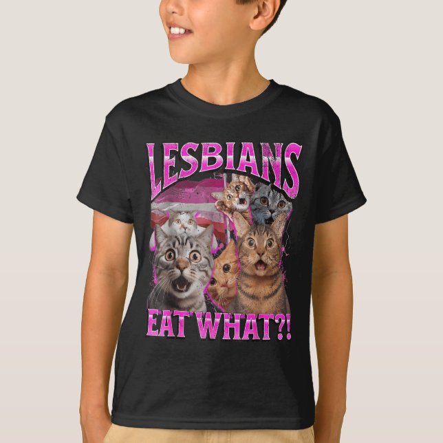 Camiseta Lesbians Eat What_! Funny Cat Gay Pride Lgbtq Pun  (Anverso)
