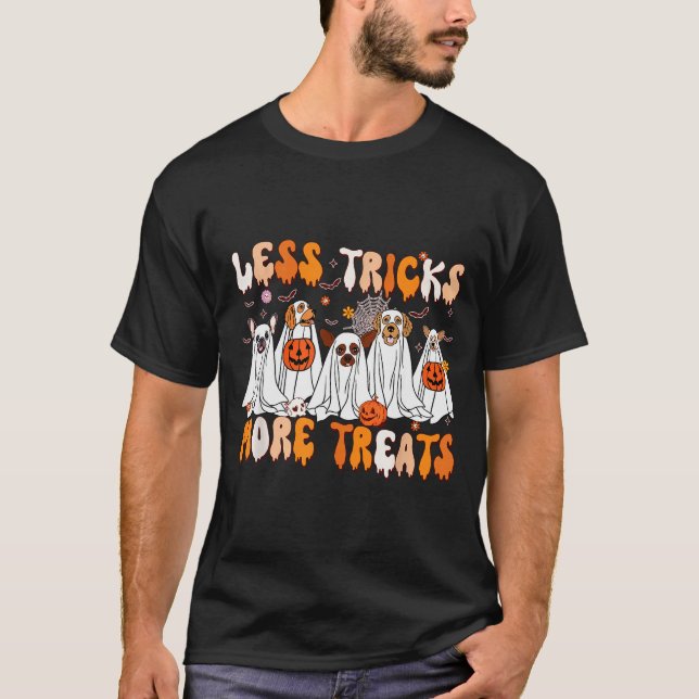 Camiseta Less Tricks More Treats Soky Ghost Dogs Vet Tech  (Anverso)