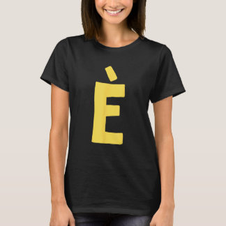 Camiseta Letra È grande y negrita en amarillo