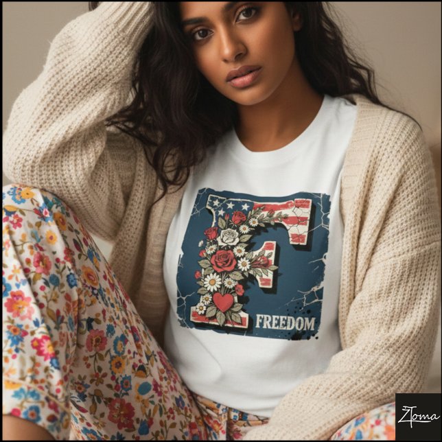 Camiseta Letra F Rosas Libertad Monograma (Sample design. Several style are available to choose from, with the option to add a name & color.
)