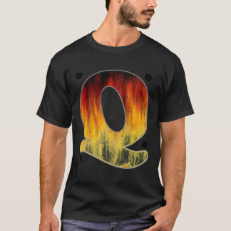 Camiseta Letra llameante Q
