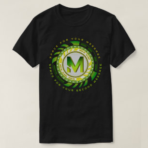 Camiseta Letra M de tipografía futurista personalizable