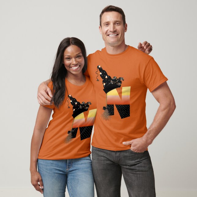 Camiseta Letra monograma de Halloween N (Unisexo)