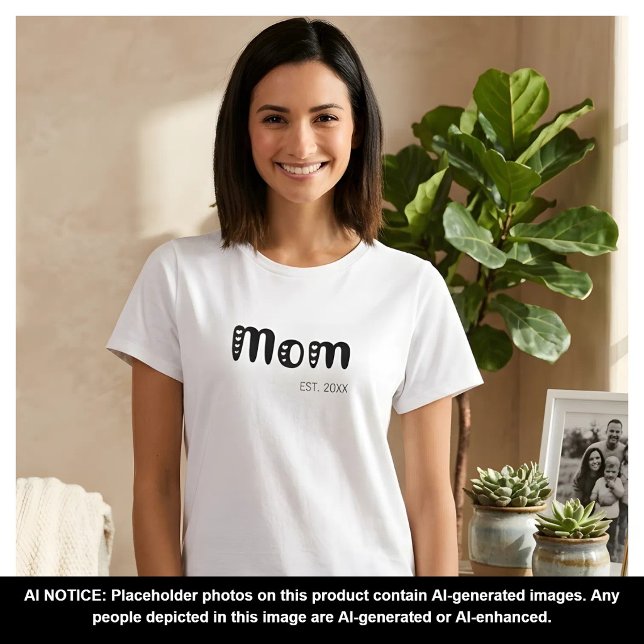 Camiseta Letra Negra Mamá Establecida Corazones Lindos (Subido por el creador)