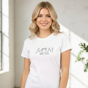 Camiseta Letra Negra MOM  Fundada 20XX 