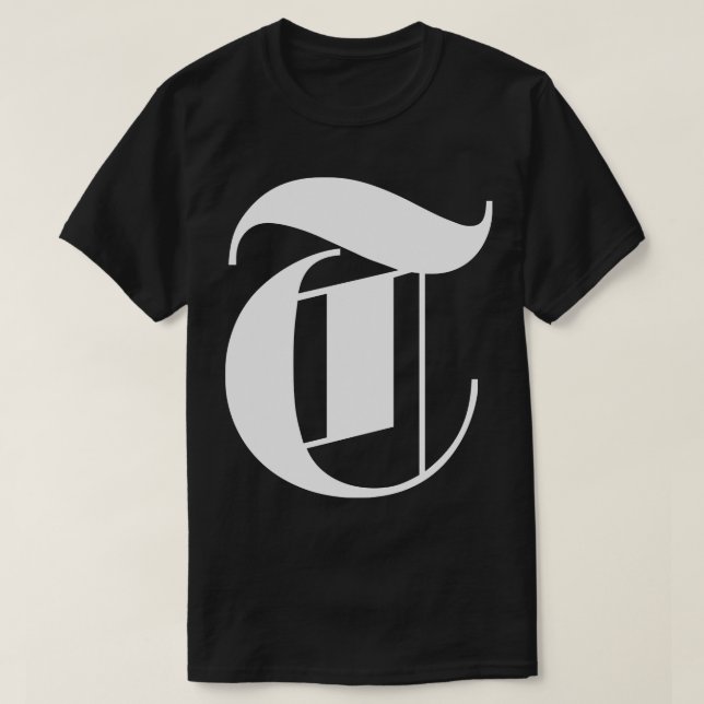 Camiseta Letra T en estilo gótico (Diseño del anverso)