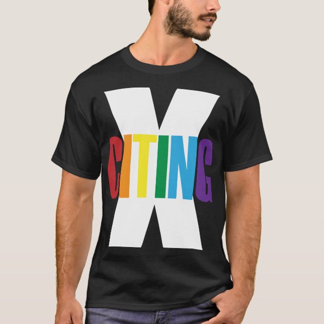 Camiseta Letras originales en negro arcoiris excitantes en  (Anverso)