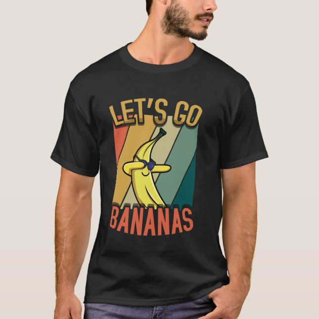 Camiseta Let's Go Bananas Kawaii Yellow Banana Meme Banana  (Anverso)