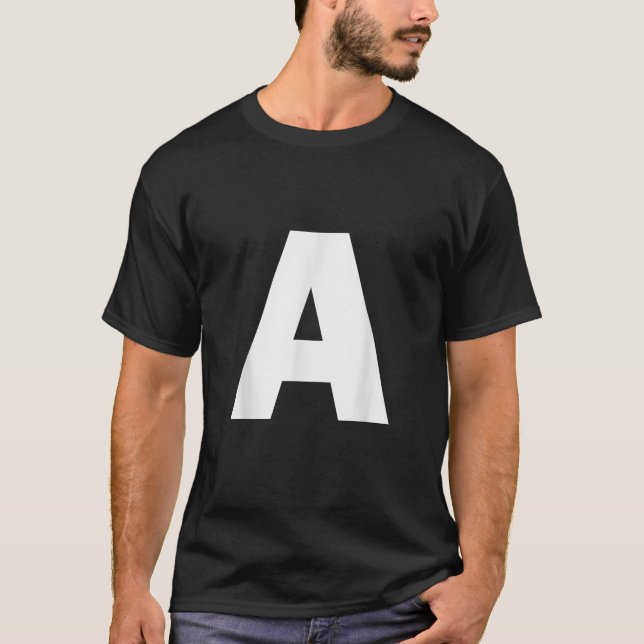 Camiseta Letter A Capital Alphabet Monogram Initial  (Anverso)