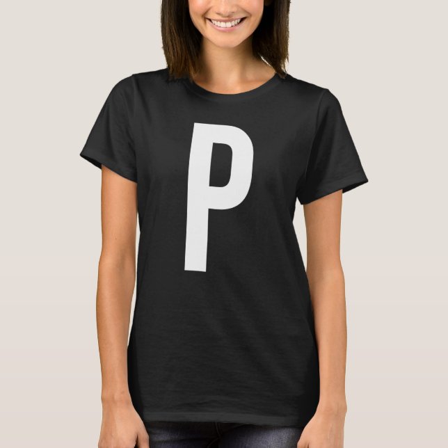 CAMISETA LETTER P ALPHABET MONOGRAM INITIAL (Anverso)