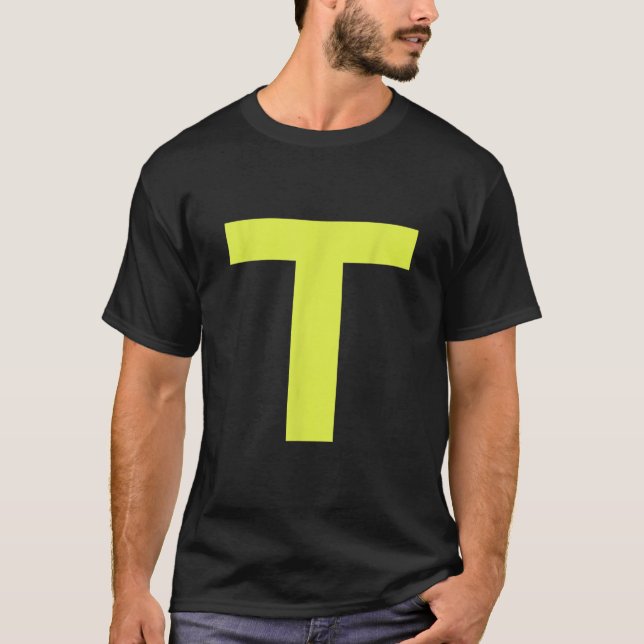 Camiseta Letter T in Yellow on Green Costume Halloween Part (Anverso)