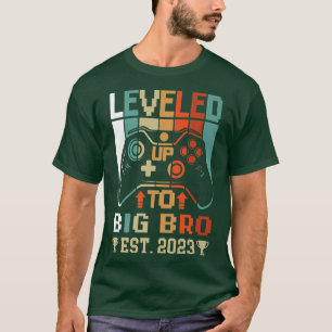 Camiseta Levantado A Big Bro Est