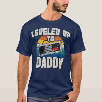 Camiseta Levantado hasta papá 2021 pronto para ser padre
