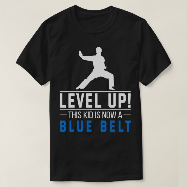 Camiseta Levantar a este niño es ahora un premio Karate del (Diseño del anverso)