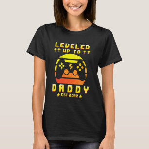 Camiseta Levante Hasta Papi 2022 Retro Gamer Dad Gaming Fa