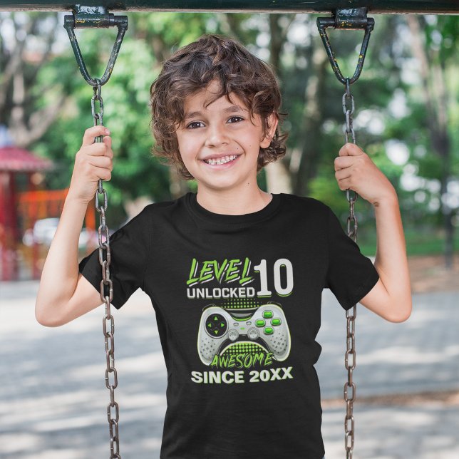 Camiseta Level 10 Unlocked - Fun Birthday 10 Gamer  (Subido por el creador)