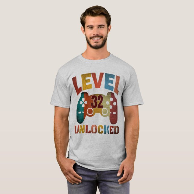 Camiseta LEVEL 32 UNLOCKED (Anverso completo)
