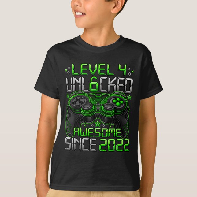 Camiseta Level 4 Unlocked 4 Year Old Boys 4th Birthday Boy  (Anverso)