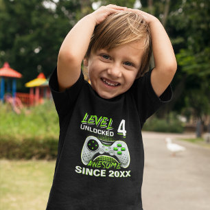 Camiseta Level 4 Unlocked - Fun Birthday 4 Gamer