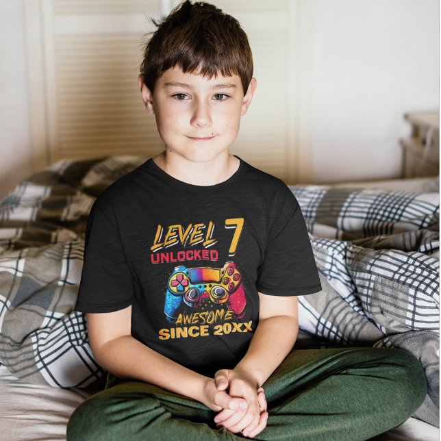 Camiseta Level 7 Unlocked - Fun Birthday 7 Gamer  (Subido por el creador)