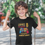 Camiseta Level 8 Unlocked - Fun Birthday 8 Gamer<br><div class="desc">Celebrate your child's 8th birthday with this gamer-themed design for kids' birthdays. Featuring the phrase "LEVEL 8 UNLOCKED AWESOME SINCE CUSTOMIZABLE YEAR" in modern orange and red typography and a gamer controller in the background. The design is personalized with your child's year of birth, perfect for giving as a gift...</div>