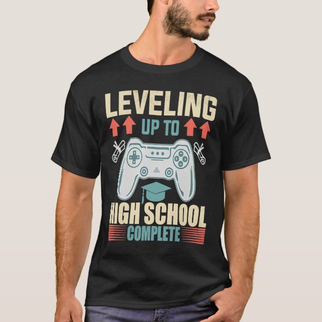 Camiseta Level Up Highschool Complete Video Gamer 2021 Grad (Anverso)