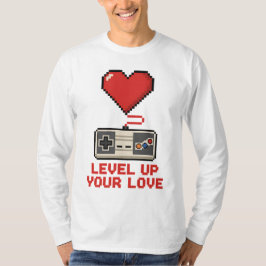 Camiseta Level Up Your Love, Retro Pixel Gaming Design