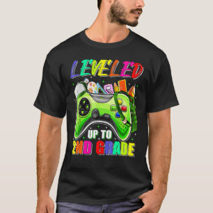 Camiseta Leveled Up To 2nd Grade Gamer Back To School First