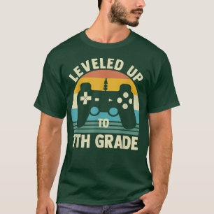 Camiseta Leveled Up To 7th Grade Back To School Video Game