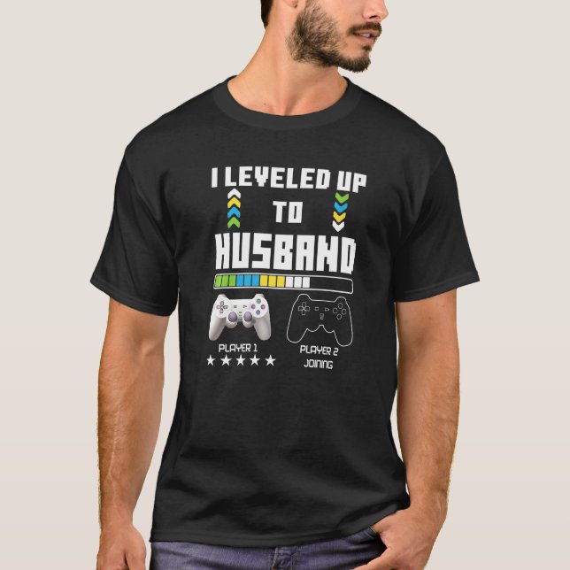 Camiseta Leveled Up To Husband Gaming Controller Couple Gam (Anverso)