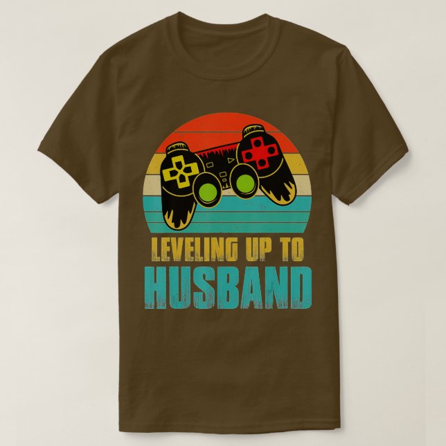 Camiseta Leveling Up To Husband  (55)  (Diseño del anverso)