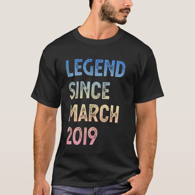 Camiseta Leyenda de cumpleaños número 6 desde marzo de 2019 (Anverso)
