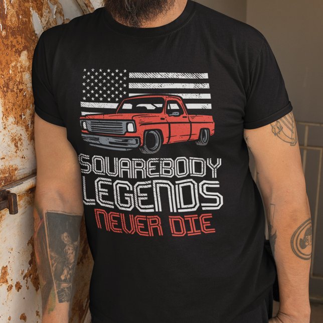 Camiseta Leyendas corporales cuadradas nunca mueren camione (Squarebody Legends Gag T-Shirt)