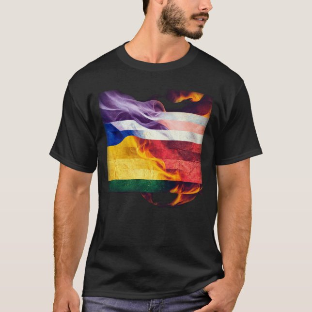 Camiseta Lgbt Flag Burning (Anverso)