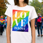 Camiseta Lgbt Orgullo Gay Amor<br><div class="desc">Esta camiseta del Orgullo Gay está decorada con LOVE IS LOVE en letras blancas en negrita sobre un fondo de arcoiris color agua de rojo,  naranja,  amarillo,  verde,  azul y morado. Acuarela original © Michele Davies.</div>