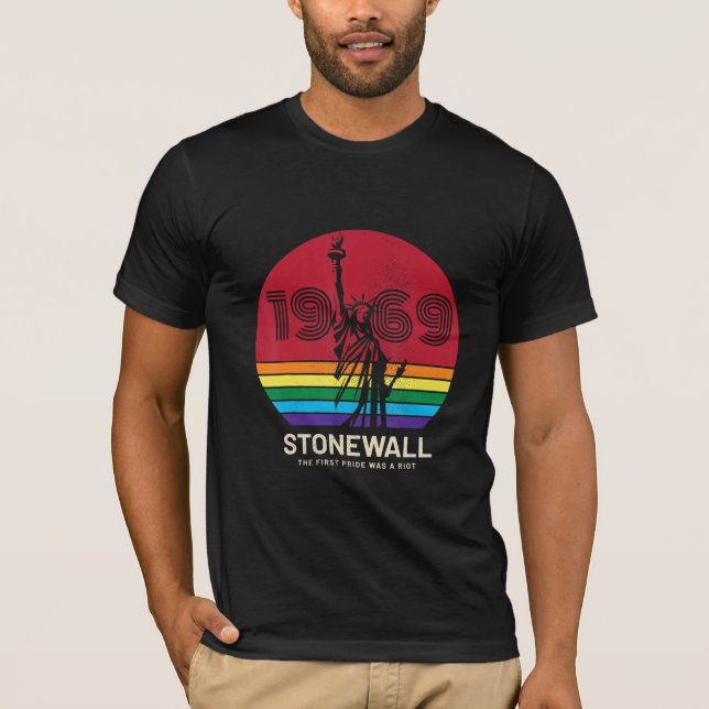 Camiseta Lgbt Orgullo Lesbiano Gay 52º Aniversario Stonewal (Anverso)