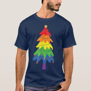 Camiseta LGBTQ Pride Rainbow Flag Gay Christmas Tree Funny 