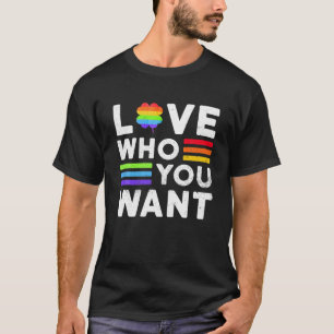 Camiseta LGBTQ Rainbow Shamrock Love A Quien Quieres Gay St